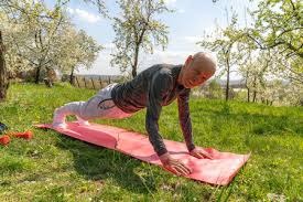 短道速滑——世锦赛：加拿大队获女子3000米接力冠军