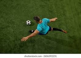 哈登连续变向晃飞莫布里，双手抱头庆祝这一进球